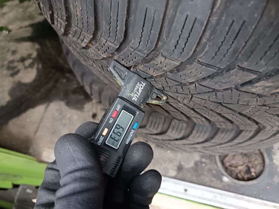 Anvelope MS iarna 205 55 16 continental 2023 și 2024 6.8-7.5mm