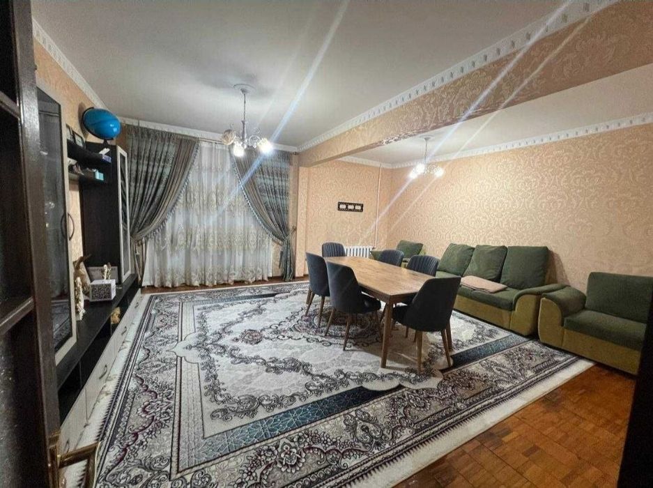 Продаётся 5-ти комнатная Карасу-1