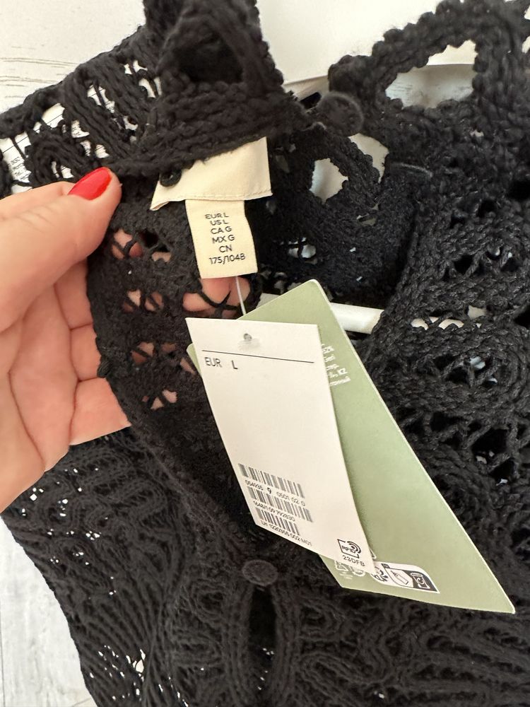 Top H&M neagru crosetat