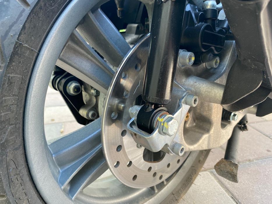 Piaggio mp3, piaggio yourban, piaggio 3 roti, scuter conduci cu B