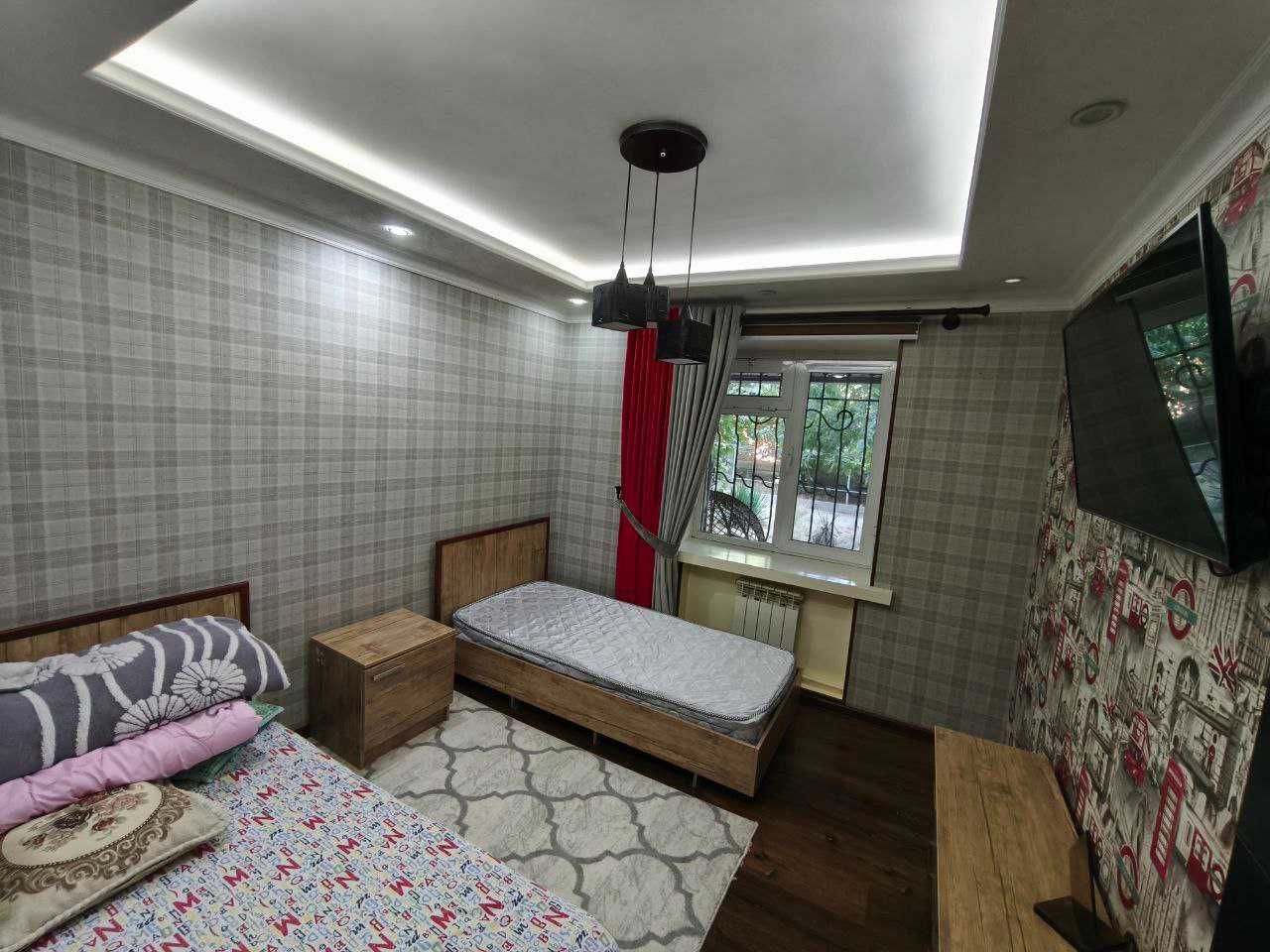 4х комнатная квартира на 1 этаже 90кв/м, в Самарканде