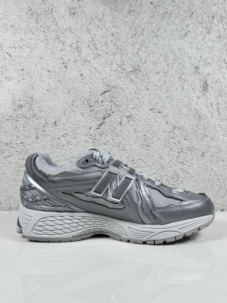 New Balance 1906D Protection Pack Silver Metallic