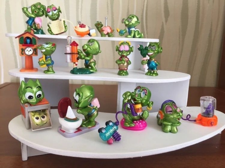 Коллекция Инопланетяне из киндера 90-х годов