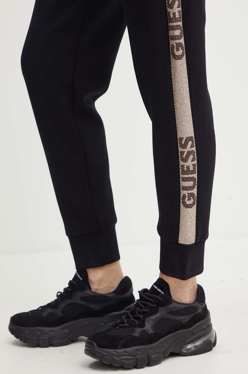 Guess нов екип размер С