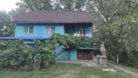 Vând casă în oraș Lipova