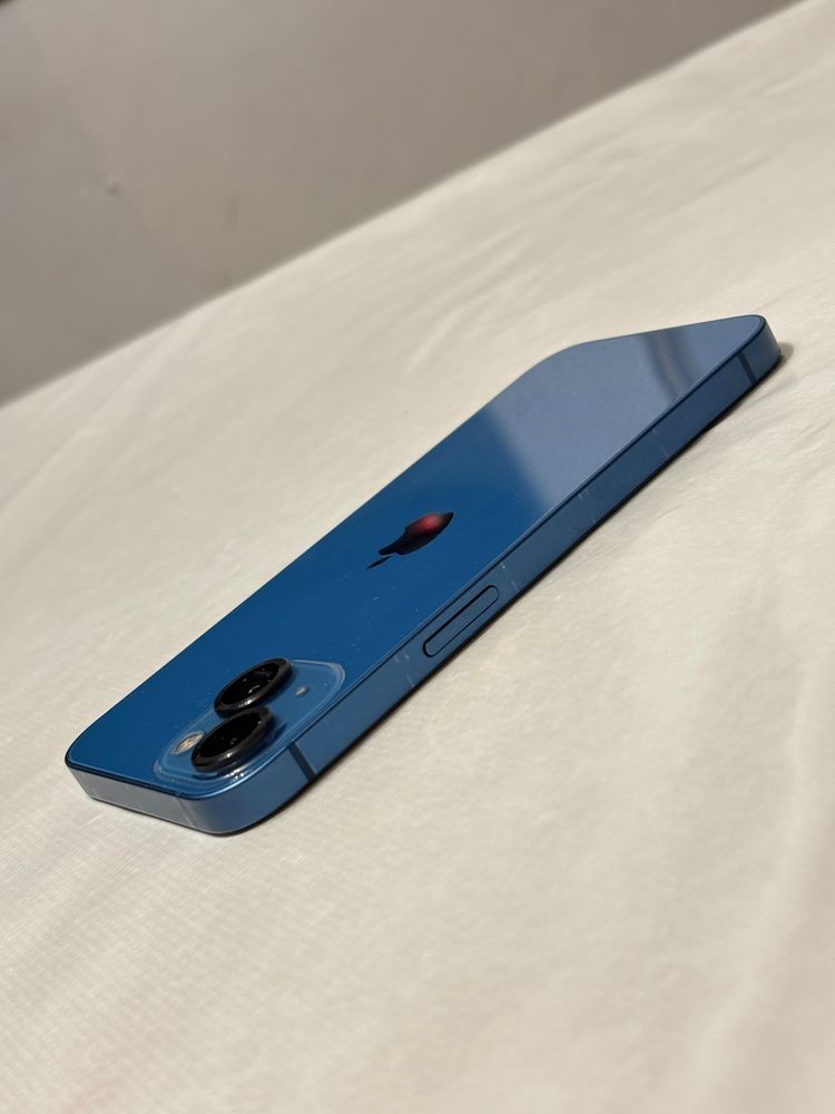 Продаю     iphone   13 в хорошем состояний