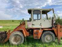 Vând buldoexcavator Schaeff SKB902 – 4.000€