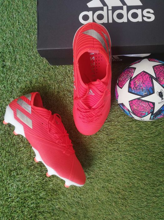 Ghete de fotbal Profesionale Nemeziz 19.1 Fg