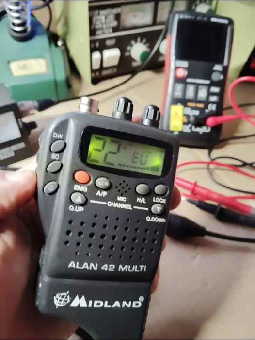 Service reparatii stații radio