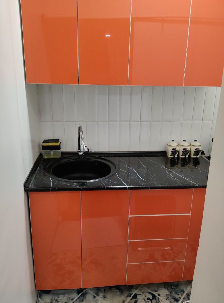 ARZON! XAMMA NARSASI BILAN 3 Xonali dom sotiladi.