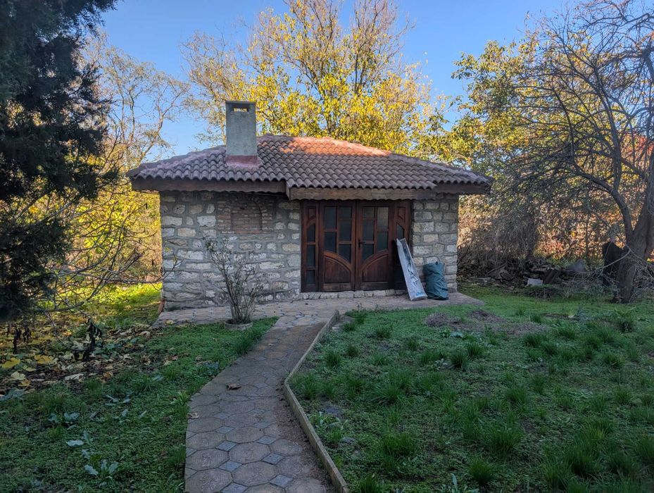 Продава къща гр.Варна