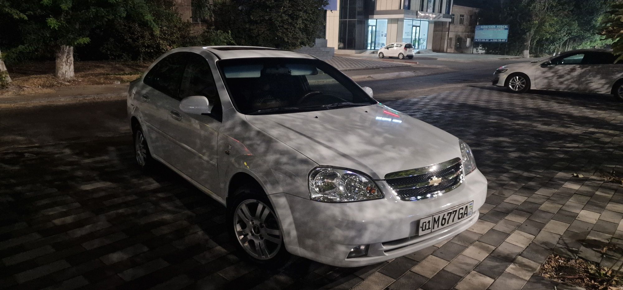 Продажа лассетти 1.8 автомат