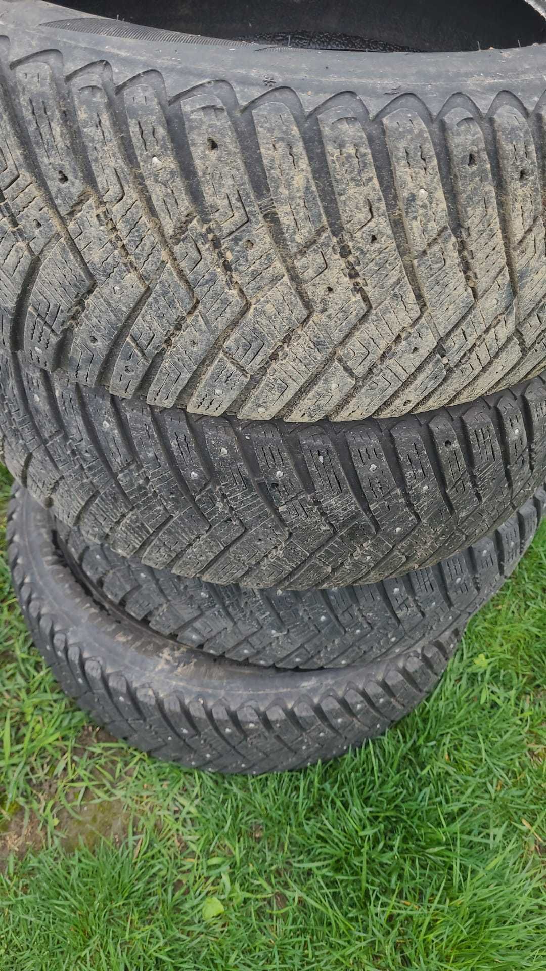 4 anvelope noi , purtate 1 sezon , 225 60 R17 , 4*4 , CA NOi