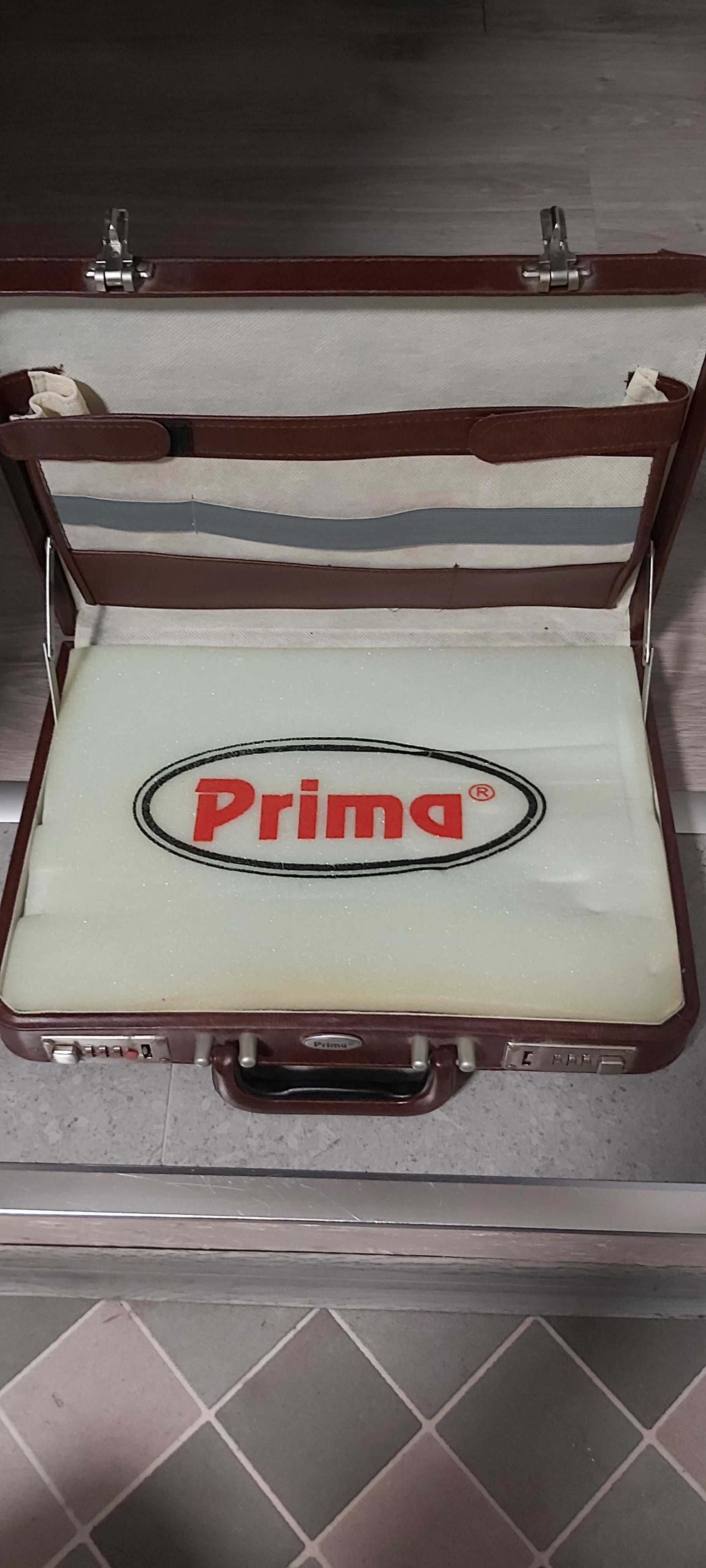 Продавам комплект ножове Prima