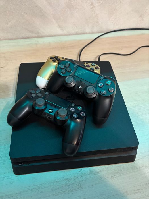 PS4 PlayStation 4 cu garanție 30 jocuri Fortnite Roblox FIFA Minecraft