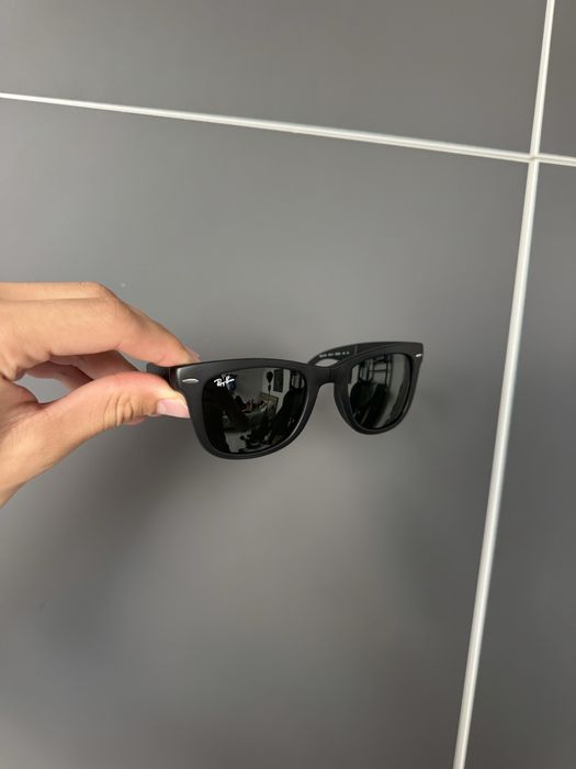 Ray-Ban Folding Wayfarer RB4105