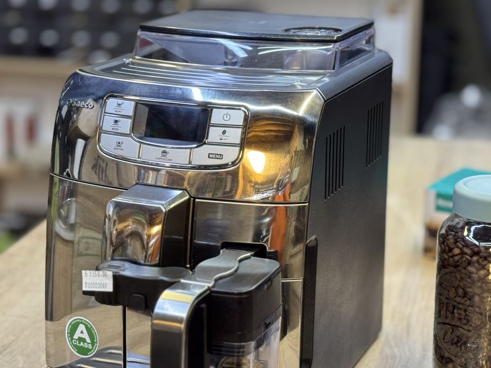 Espresor automat Saeco Intelia capucino inox