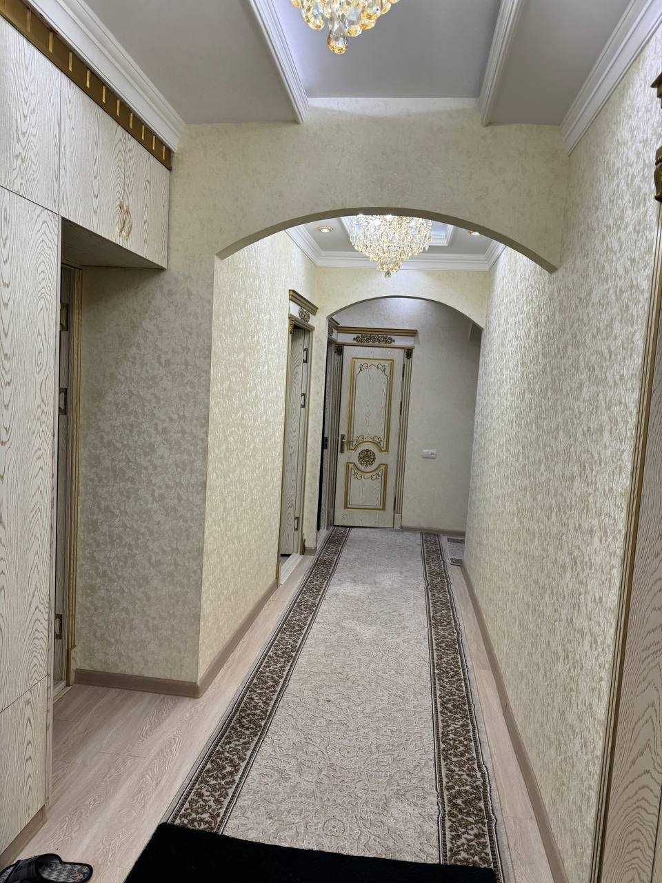 V1055 ПРОДАЕТСЯ квартира 5/2/5 108м2 Юнусабад 14кв