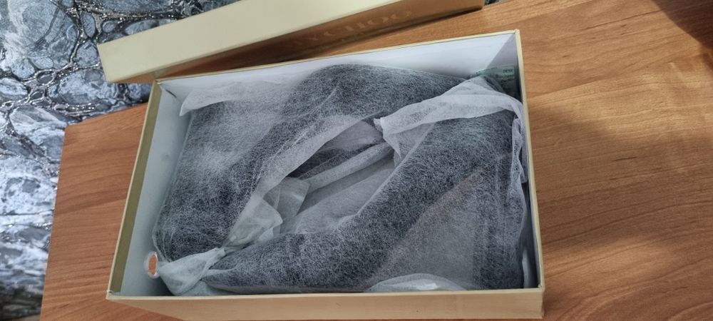 Продаю туфельки в отличном состоянии