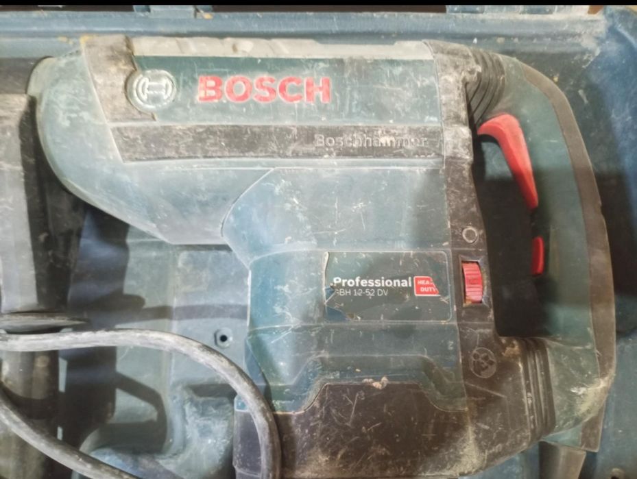 Bosch GBH 12-52 DV Professional (перфоратор SDS- Max):