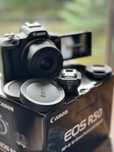 Canon EOS R50 – Mirrorless de ultimă generație + Accesorii Cadou