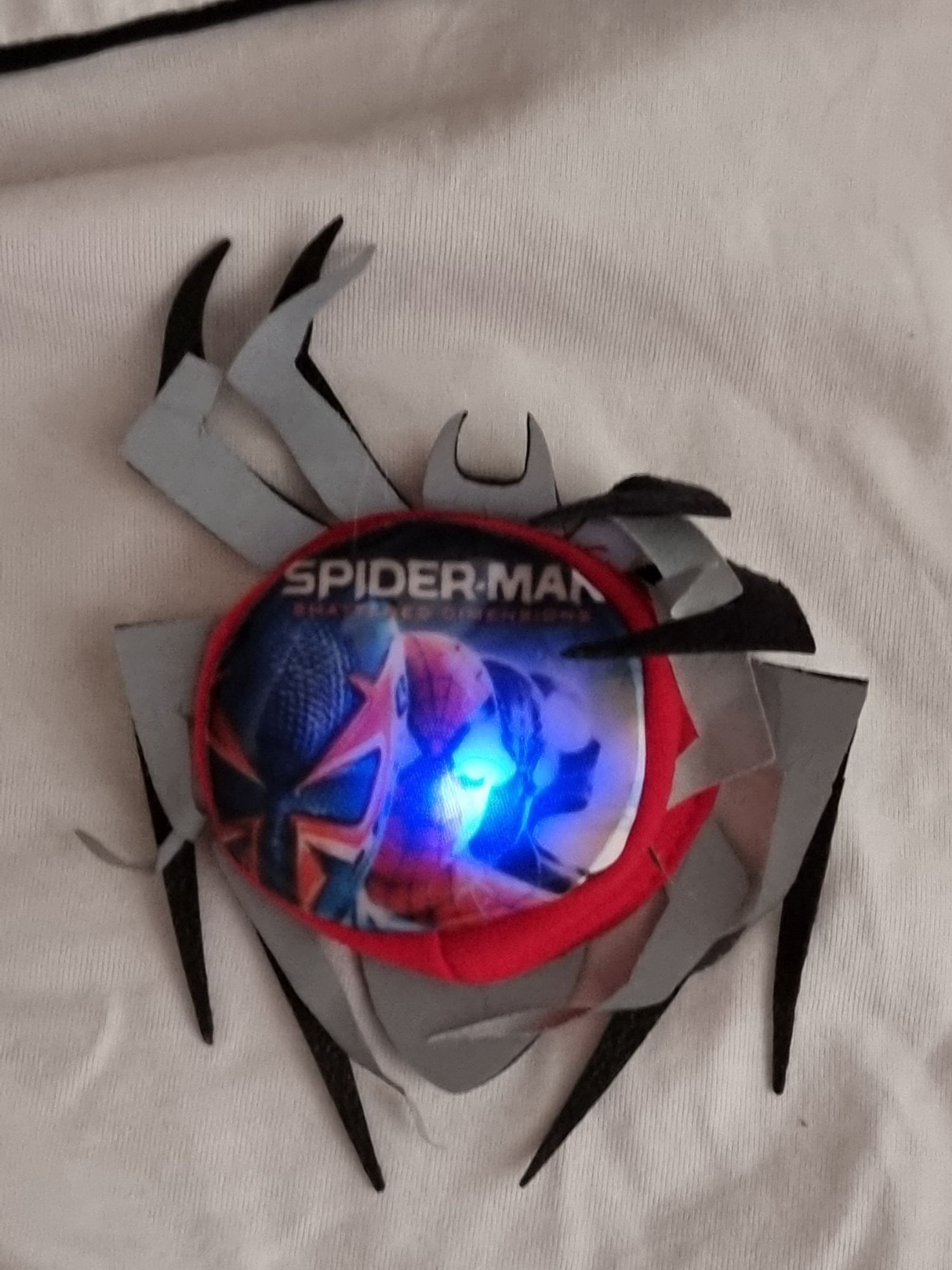 Игрушки человек паук+майка человек паук с мигалкой и маской