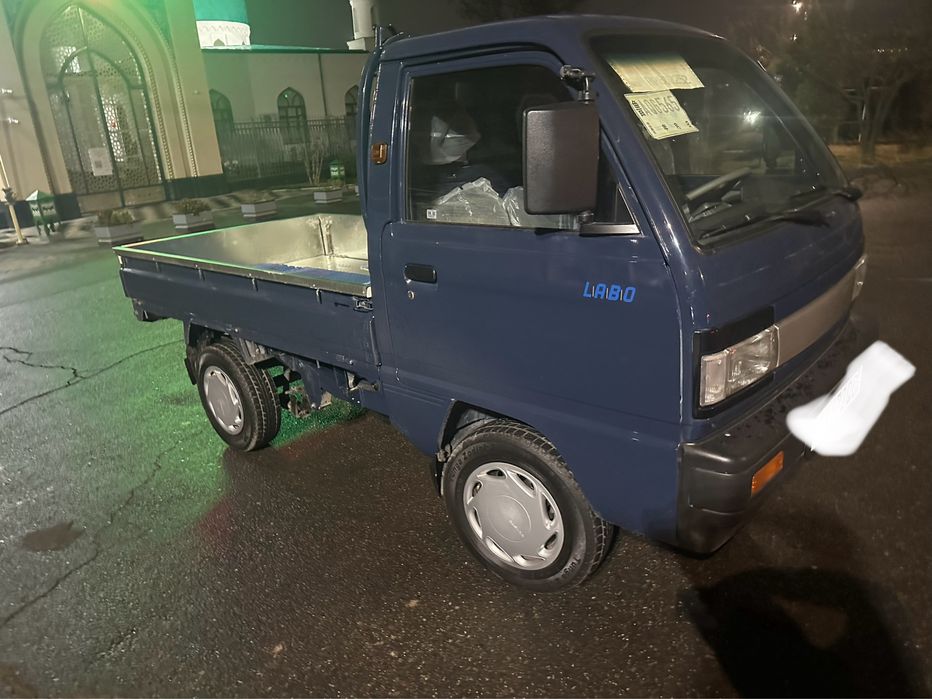 Дамаз лабо срочна сотилади