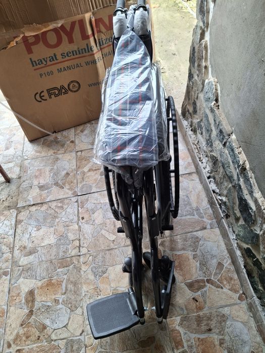 Продавам инвалидна количка чисто нова с гаранция