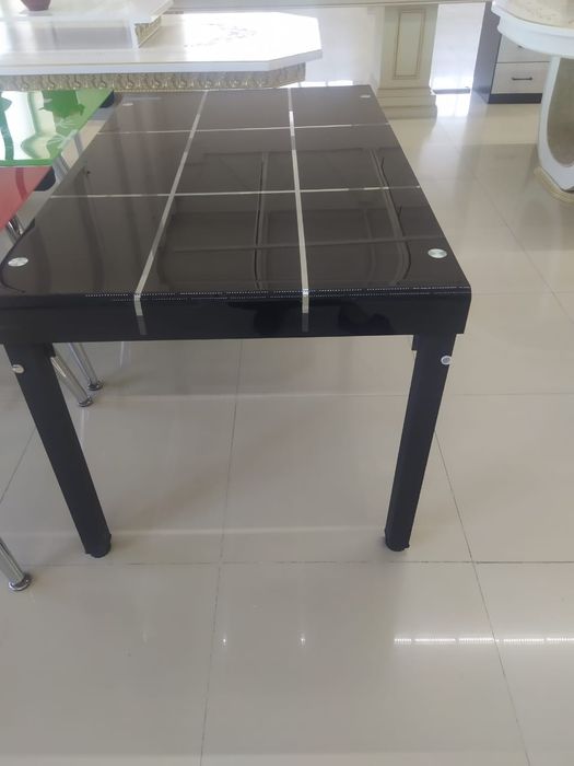 Стол кухонный новый