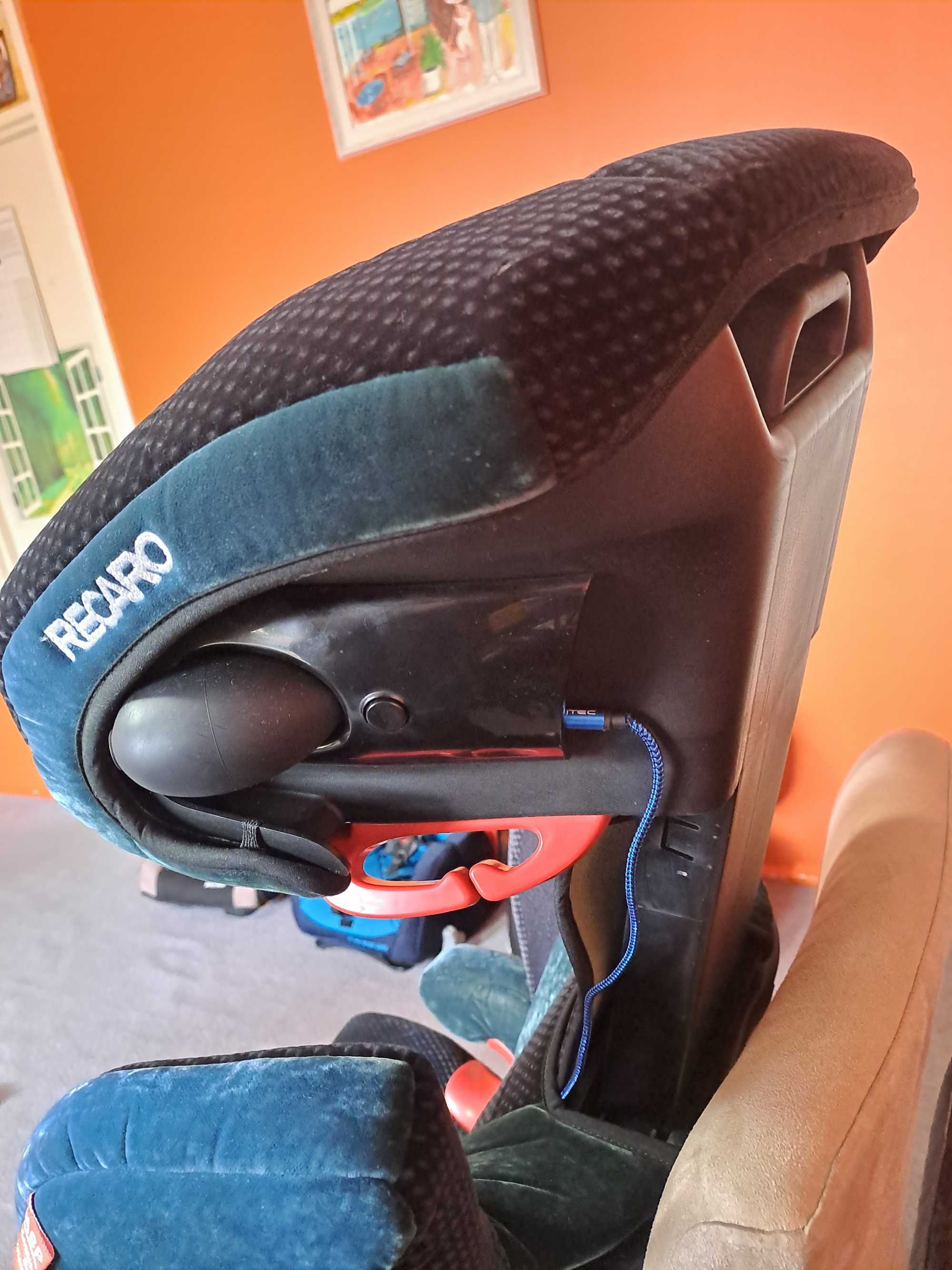 Recaro Monza Nova 2 15-36кг. Isofix