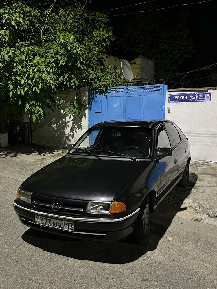 Opel Astra 1992 года