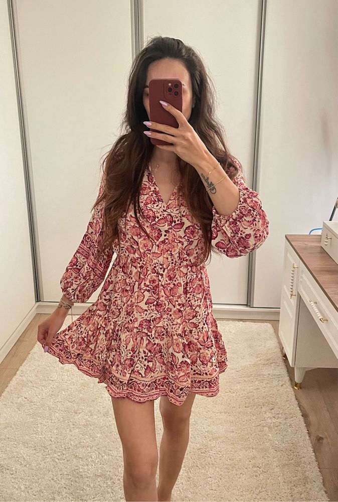 Рокля на цветя Zara