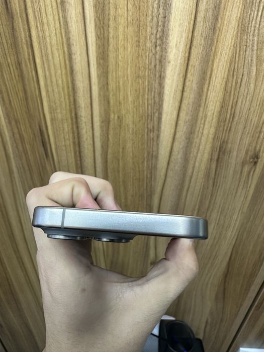 iphone 15 pro natural 256gb 85%