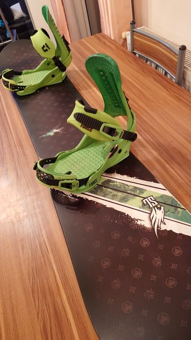 Placa Snowboard Neversummer 158 Cu legaturi Union Force L