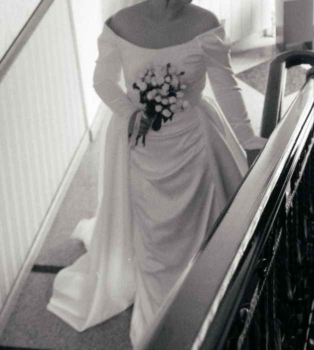 Продам своё счастливое свадебное платье,шикарное, размер