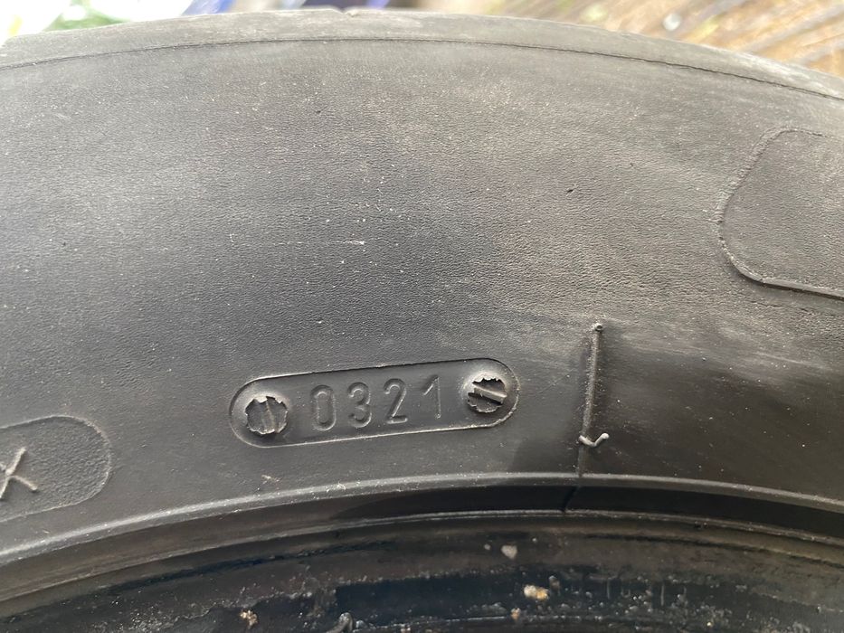 Продавам гуми размер 135/55 R18