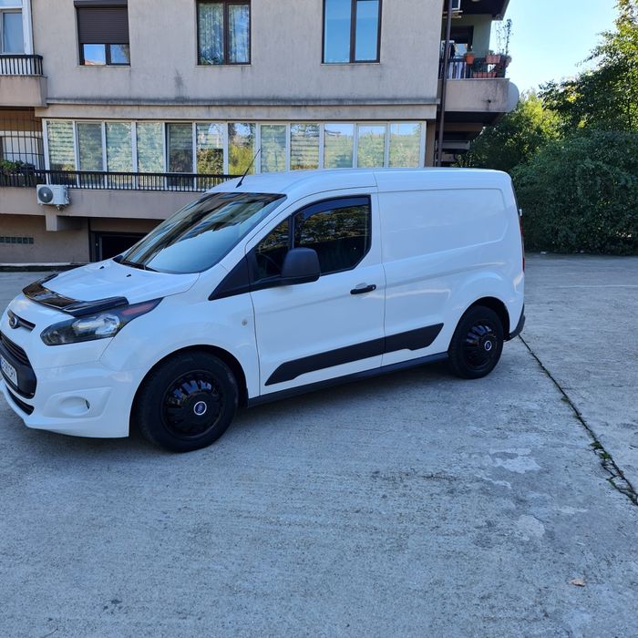 Vând schimb ford transit connect
