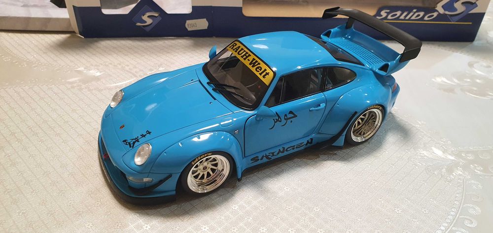 Machetă Porsche 993 RWB 1/18