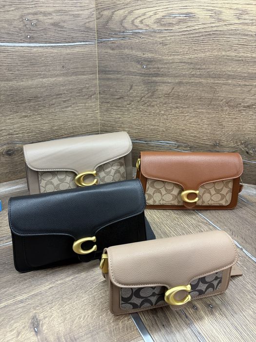 Дамски чанти Coach различни размери
