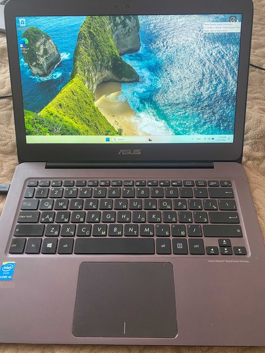 Ноутбук ASUS в отличном состоянии