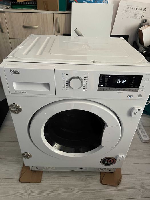 Пералня със сушилня BEKO за вграждане 8/5 кг