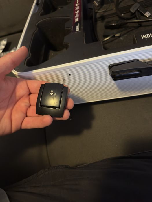 Poga Lux White – Geantă portabilă cu monitor pentru PS/Xbox