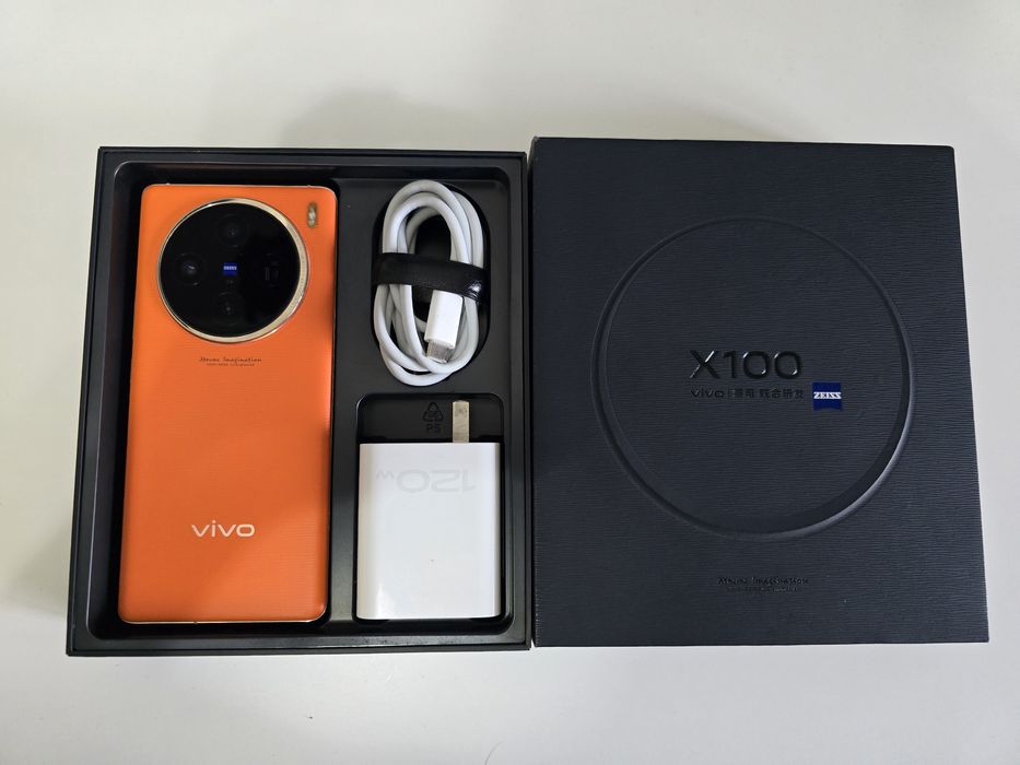 Vivo x100 в полном комплекте