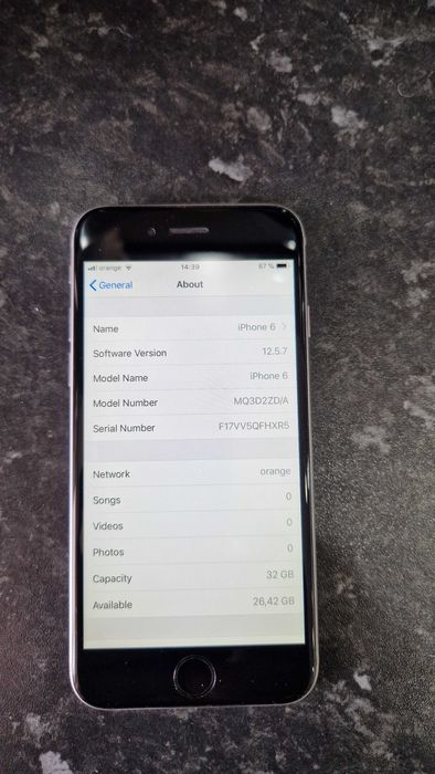 Vand Telefon Apple Iphone 6 Space Grey !! Liber Retea !! la 300lei