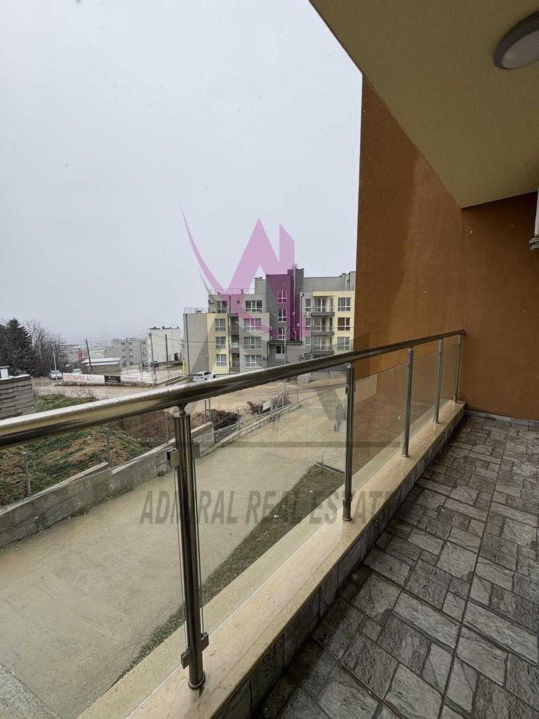 Дава се под наем Двустаен апартамент в Варна, Възраждане 3 - 55 кв.м за 400 € - Снимка #4