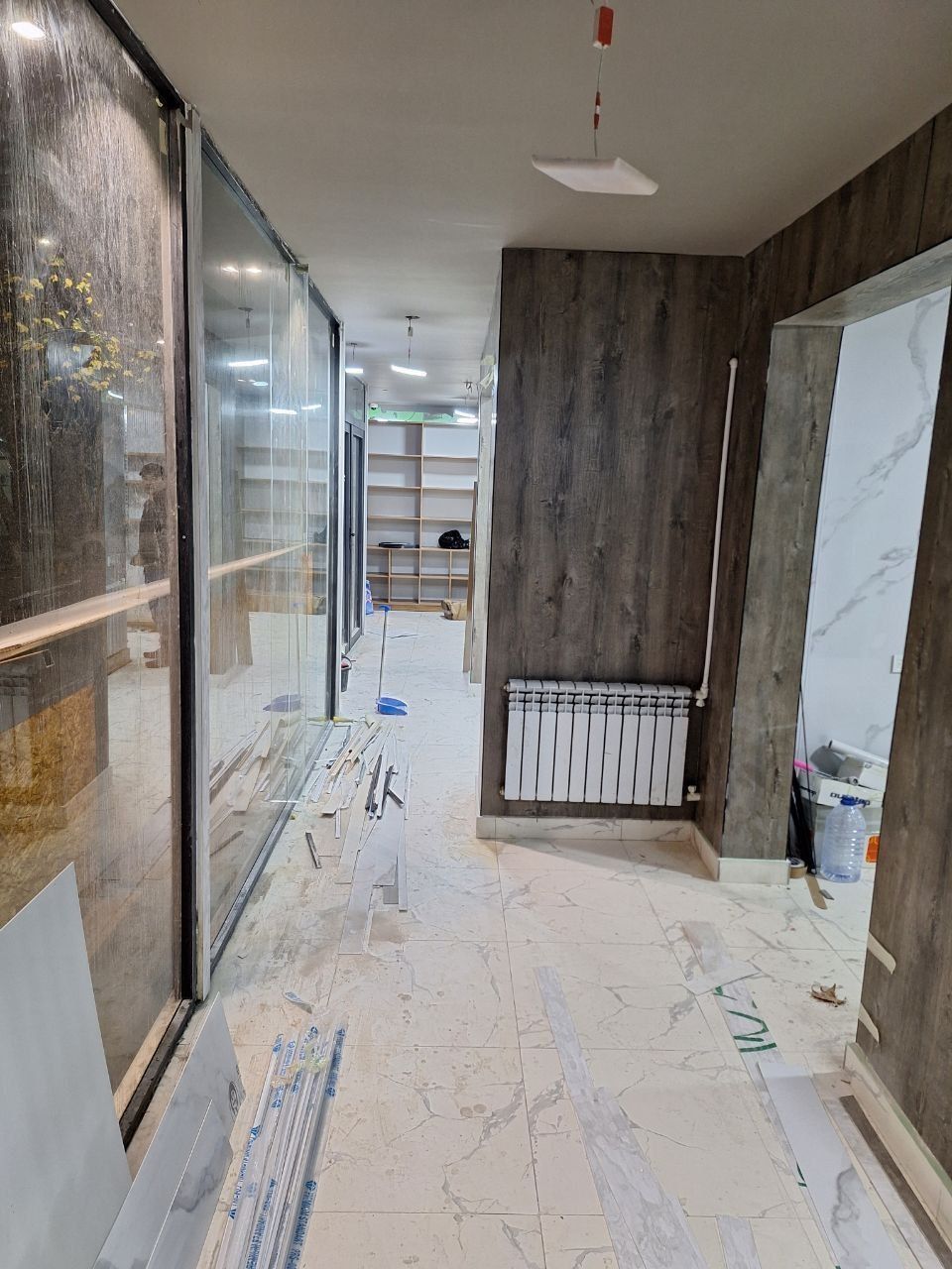 Юнусабад "Нежилое помещение
Площадь: 211 м² (+ 83 м² улица)