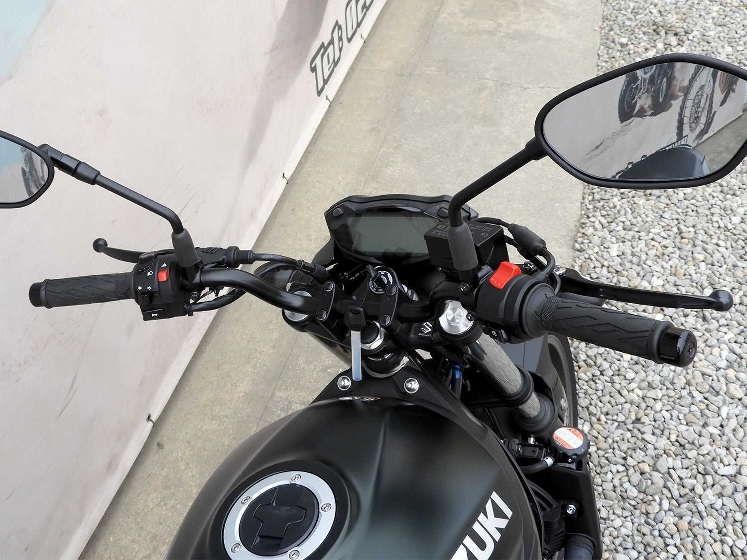 Motocicleta Suzuki SV650 ABS M5 | Rate | Leasing