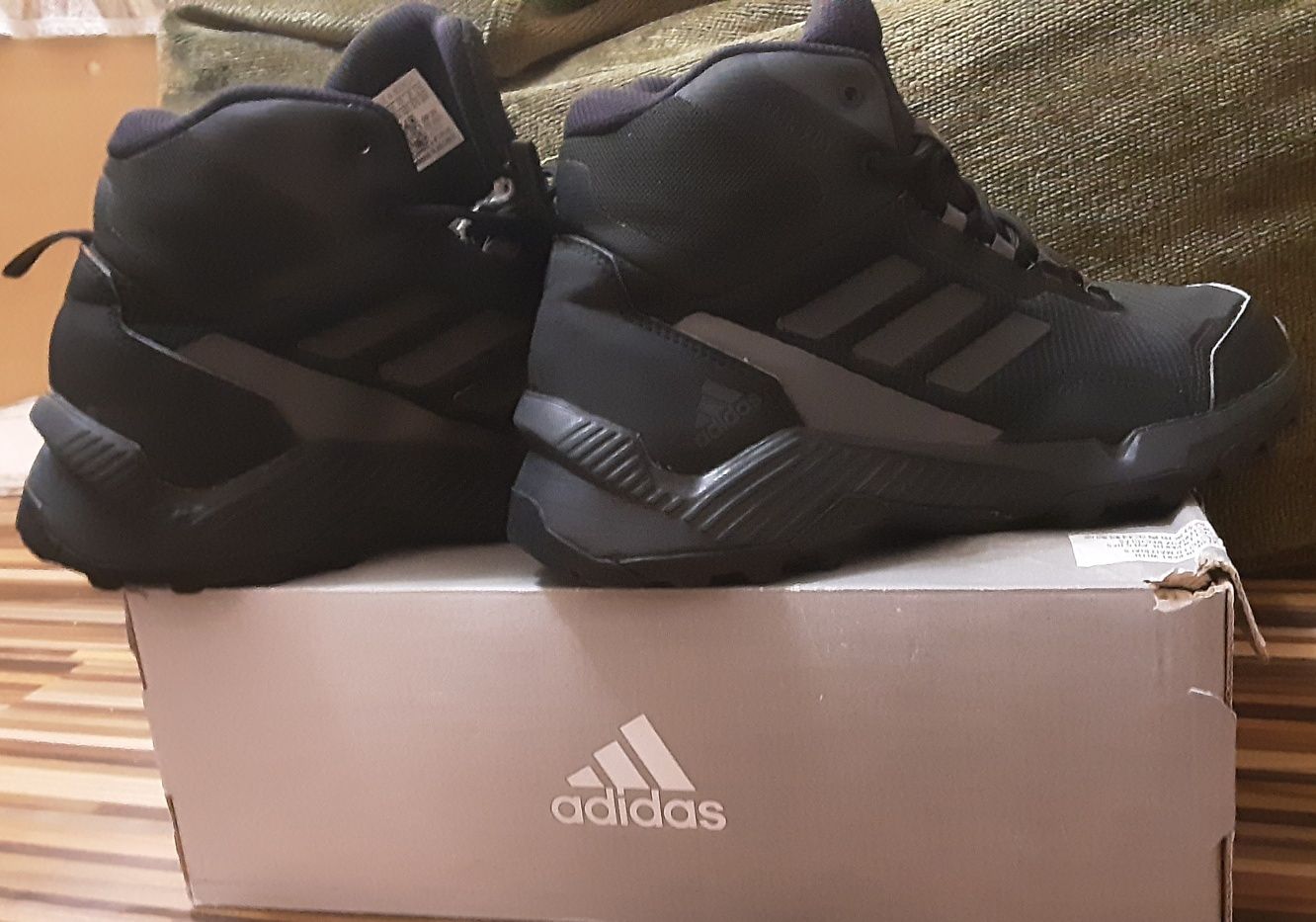 (42 2/3) ADIDAS Terrex  Estrail 2.0 Mid RDY трекинг обувки