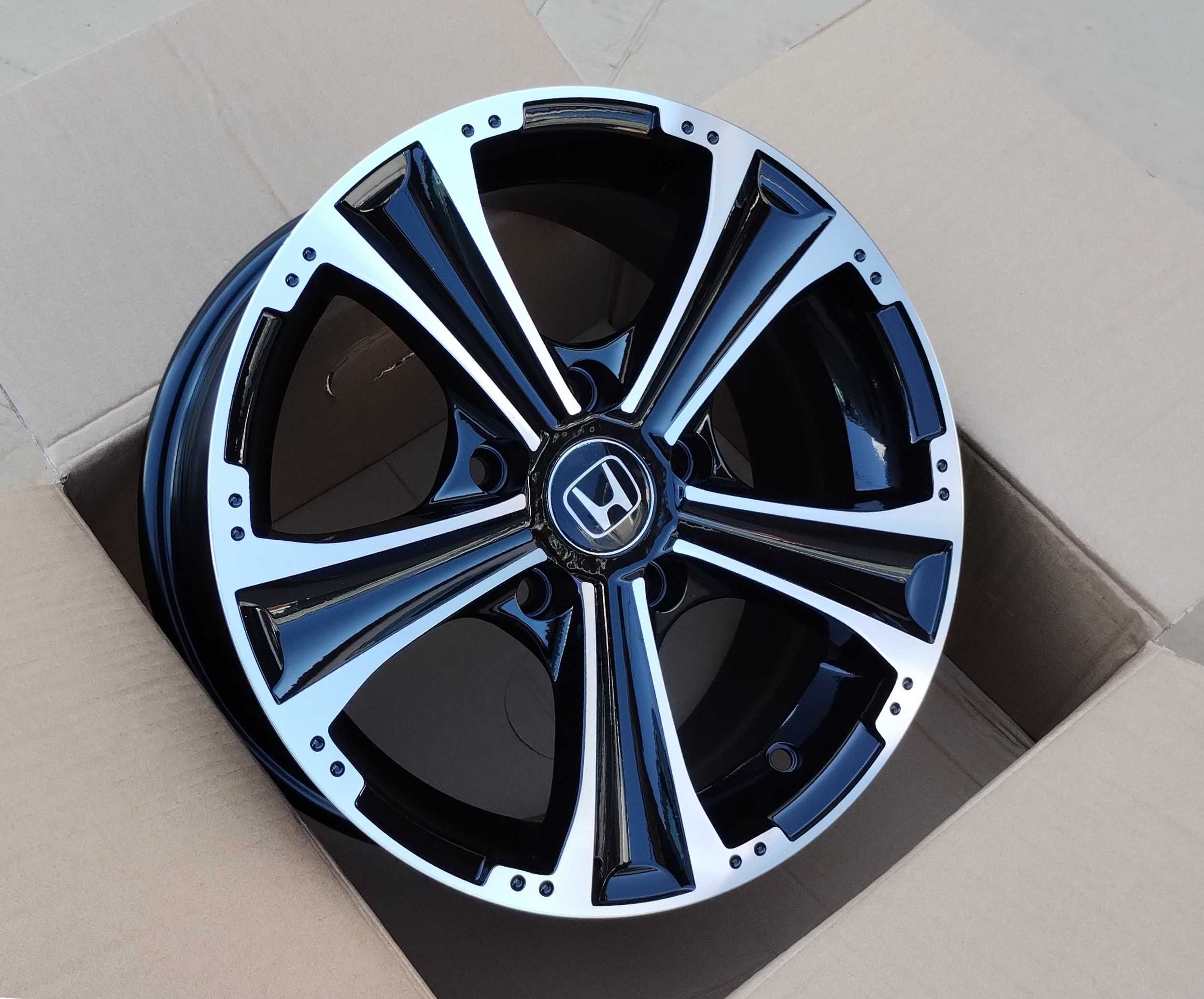 Jante Noi pe 15 pt Honda Civic  5 x 114.3 R15