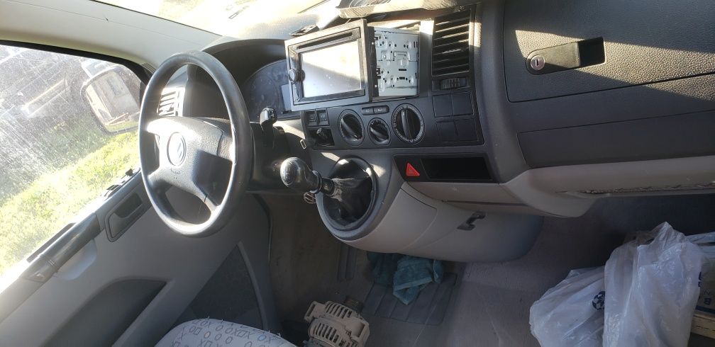 Volkswagen T5 2.5TDI